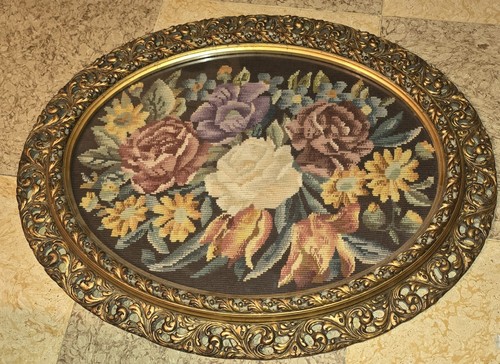 Arazzo con preziosa - , cornice