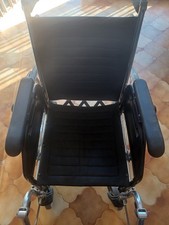 Sedia a Rotelle pieghevole. LEGGI BENE LA DESCRIZIONE.