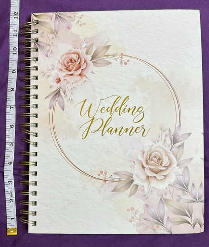 Complete wedding planner - planner, book
