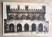 Cartolina Piacenza Palazzo Gotico o Palazzo Comunale Municipio non viaggiata