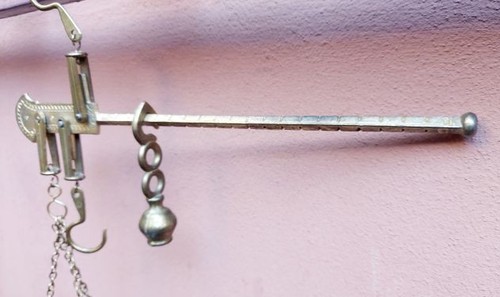 Bilancia decorativa realizzata