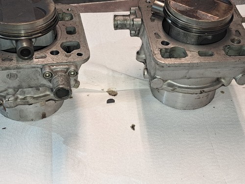 Ducati coppia cilindri pistoni