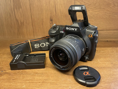 Quasi mint sony alpha700 - quasi,