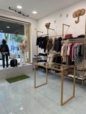 arredo negozio usato