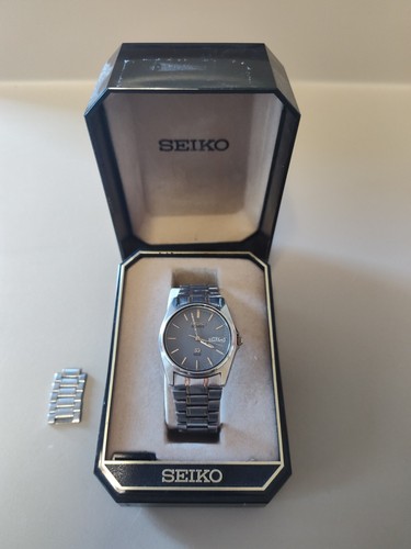 Seiko 100 vintage uomo - sq, day