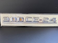 Scritta targa 300ce - "300ce-24", logo