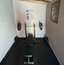 Panca Regolabile , Bilanciere Da 8kg E 65kg Di Dischi