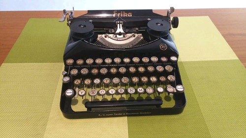 Macchina scrivere antica - macchina,