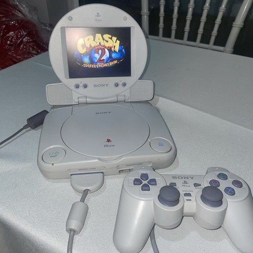 Psone con schermo lcd - con,