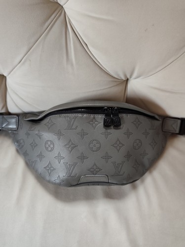 Louis vuitton monogram shadow - louis,