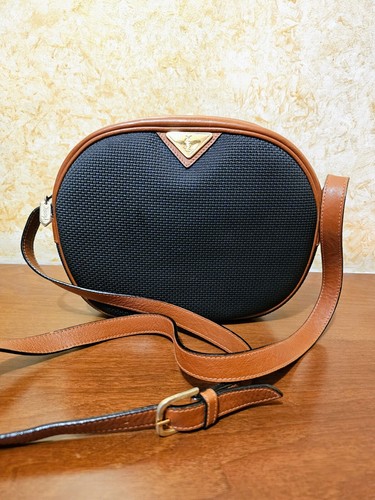 Yves saint laurent borsa - borsa, a