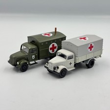 Set di 2 camion ambulanza