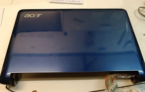 Acer aspire one - one, lcd