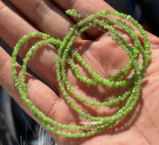 Perline di diamanti grezzi