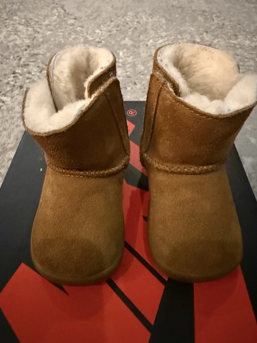 Stivali ugg cheelan - stivali,