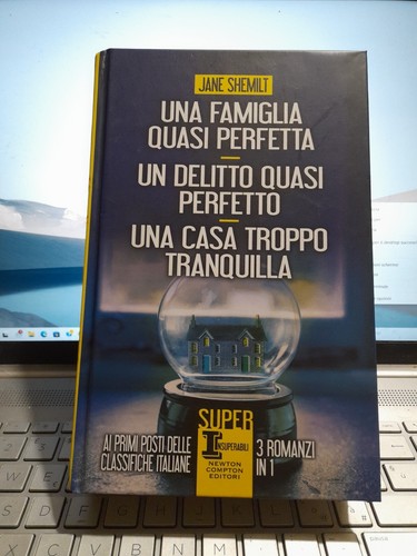 Una famiglia quasi perfetta - , un