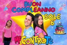 Poster Striscione  COMPLEANNO ME CONTRO TE 150X100 Personalizzato con foto+nome