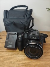Panasonic LUMIX DMC-FZ72 fotocamera 16,1 MP 60x zoom - custodia, batteria + caricatore