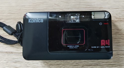 Macchina fotografica compatta