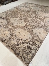 Tappeto annodato a mano