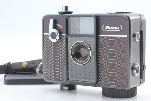 Fotocamera mezza cornice ricoh - mezza,