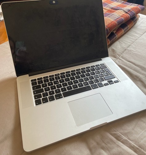 Macbook pro retina mid - pro,