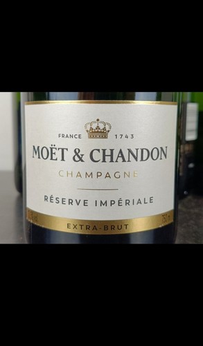 Champagne moet chandon - ,