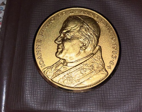 Medaglia tono oro 44mm