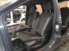 SEDILE ANTERIORE SINISTRO /