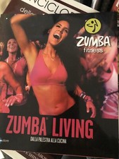 Zumba living. Dalla palestra alla cucina, libro di ricette salutari.