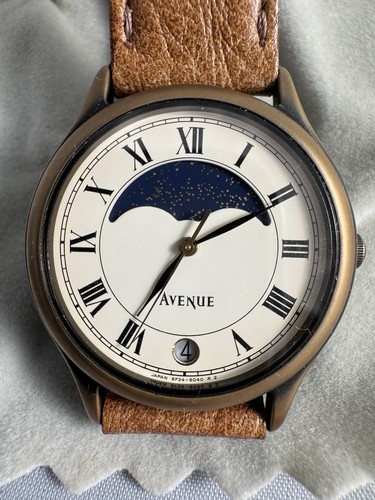 Seiko avenue moonphase - seiko,