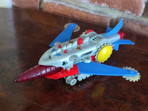 Izenborg pla tomy - ,