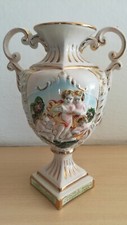 Vaso Capodimonte ad anfora 