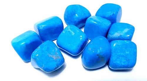 Howlite blu burattato