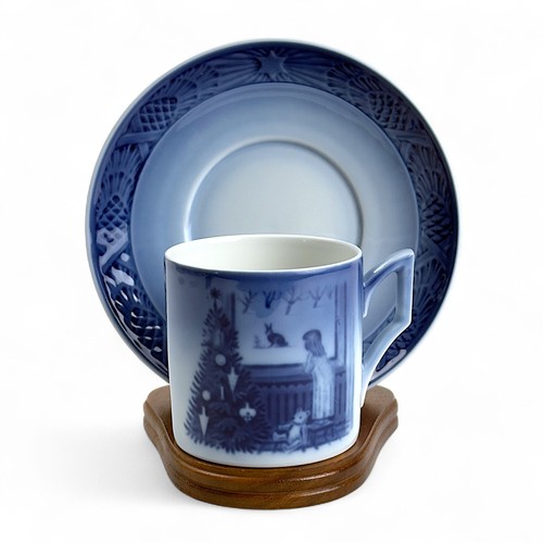 Royal copenhagen 1982 tazza - 1982, di