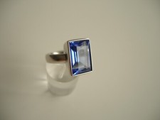 Anello lungo Pierre RH zirconi