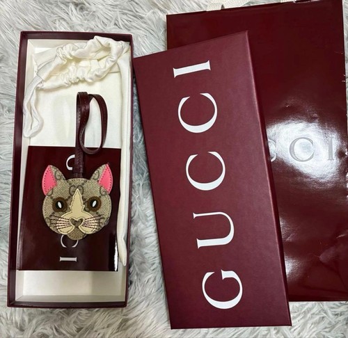 Gucci supreme cat bag charm - gucci,