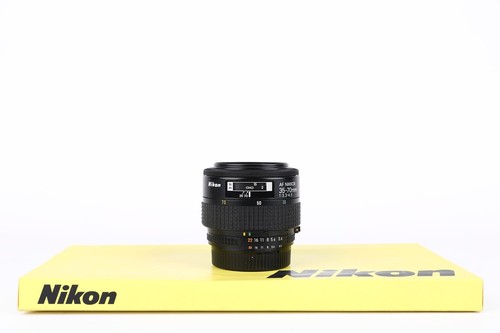Nikon 70mm af - nikon,