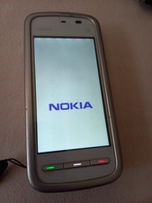 Nokia 5230 funzionante con batteria originale e caricabatteria