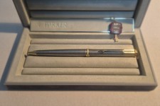 Penna a sfera Parker Premier Ciselé Argento mass. Vintage. Mai usata. Vedi note