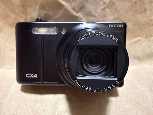 Fotocamera digitale compatta