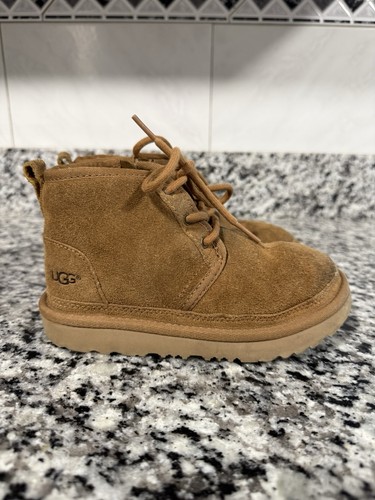 Stivaletti chukka scamosciati