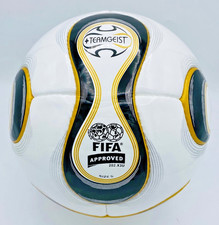 Pallone ufficiale Teamgeist