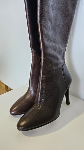 Burberry botas color chocolate - color,