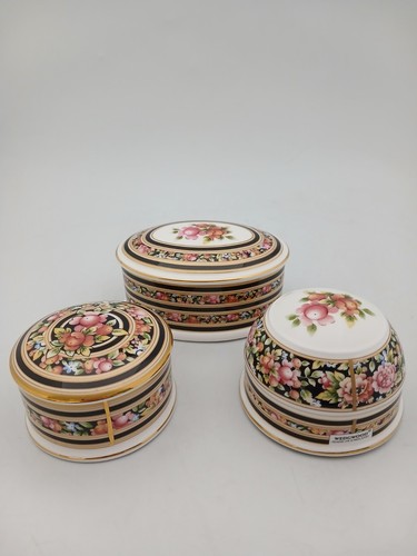 Wedgwood clio trinket boxes - trinket,