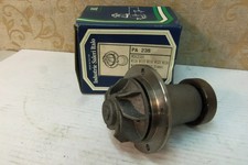 POMPA ACQUA NOS MERCEDES W114