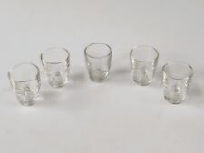 Gruppo di 5 bicchierini da