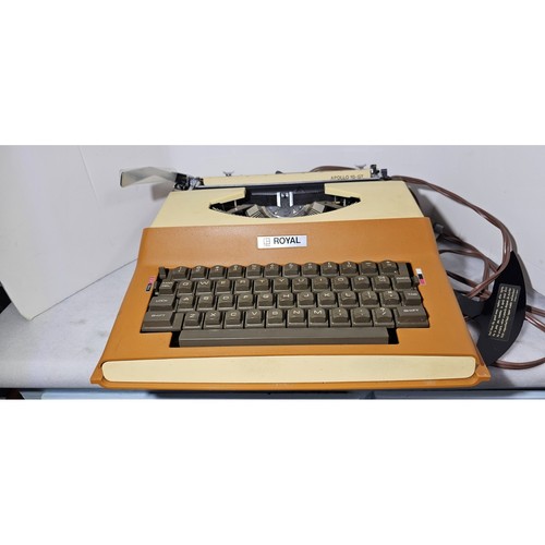 Macchina scrivere elettrica - scrivere,
