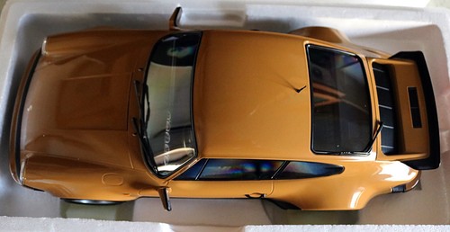 Porsche 911 930 turbo tan - 930,