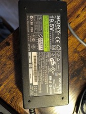 Caricabatterie ORIGINALE alimentatore VGP-AC19V10 per Sony Vaio - 19.5V 4.7A 90W
